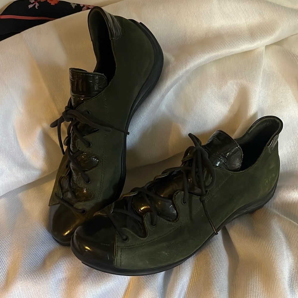 Arche made in France suede, lace up casual shoe